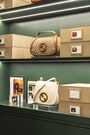 ハンドバッグの展示