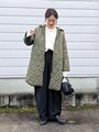ゆるくウエストインまたはショート丈のトップス合わせがおすすめです　出典：WEAR