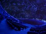 宇宙劇場（プラネタリウム）では、直径23mのドーム全体に広がる迫力の映像で宇宙を体感できます（画像提供：はまぎん こども宇宙科学館）
