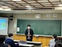 教員時代に教育サークルを立ち上げセミナーをする相澤さん