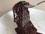 熱々の状態でいただくのがおすすめ。筆者ははちみつをかけて味変も楽しんでみました