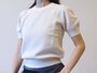 着るとほんのりパフスリーブのようなシルエットに