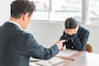 意味不明なブラック校則に子どもたちは悩まされている