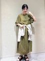 秋も着られるシックなカラーで季節感のあるおしゃれを　出典：WEAR
