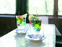 カフェでのまったりデートが定番（画像：PIXTA）