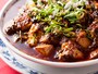 中国語で「本場の麻婆豆腐」という意味の「正宗（まさむね）麻婆豆腐（1600円）」（撮影：小林恵介）