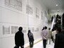 「居留地時代から現代までの街と人と暮らし」を描いたコンコース。エリアによって3つのテーマに分けられています（2004年1月10日撮影）