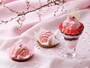 桜モンブラン（847円）、桜パフェ（2299円）※いずれも税込、サ料込（画像提供：ホテルニューグランド）