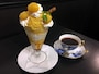 横濱壹番館ブレンドコーヒー（550円）をはじめ、横濱クラシックブレンド（750円）、有機栽培グァテマラ（850円）など世界各地の豆を使ったドリップコーヒーが楽しめます。ストレートコーヒーは大倉陶園のカップを使用。レトロな雰囲気のパフェ（画像はマロンパフェ1000円）もおすすめ（画像提供：横浜タカシマヤ）