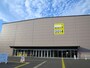広々としたワンフロアの新港ピア(新港ふ頭展示施設）