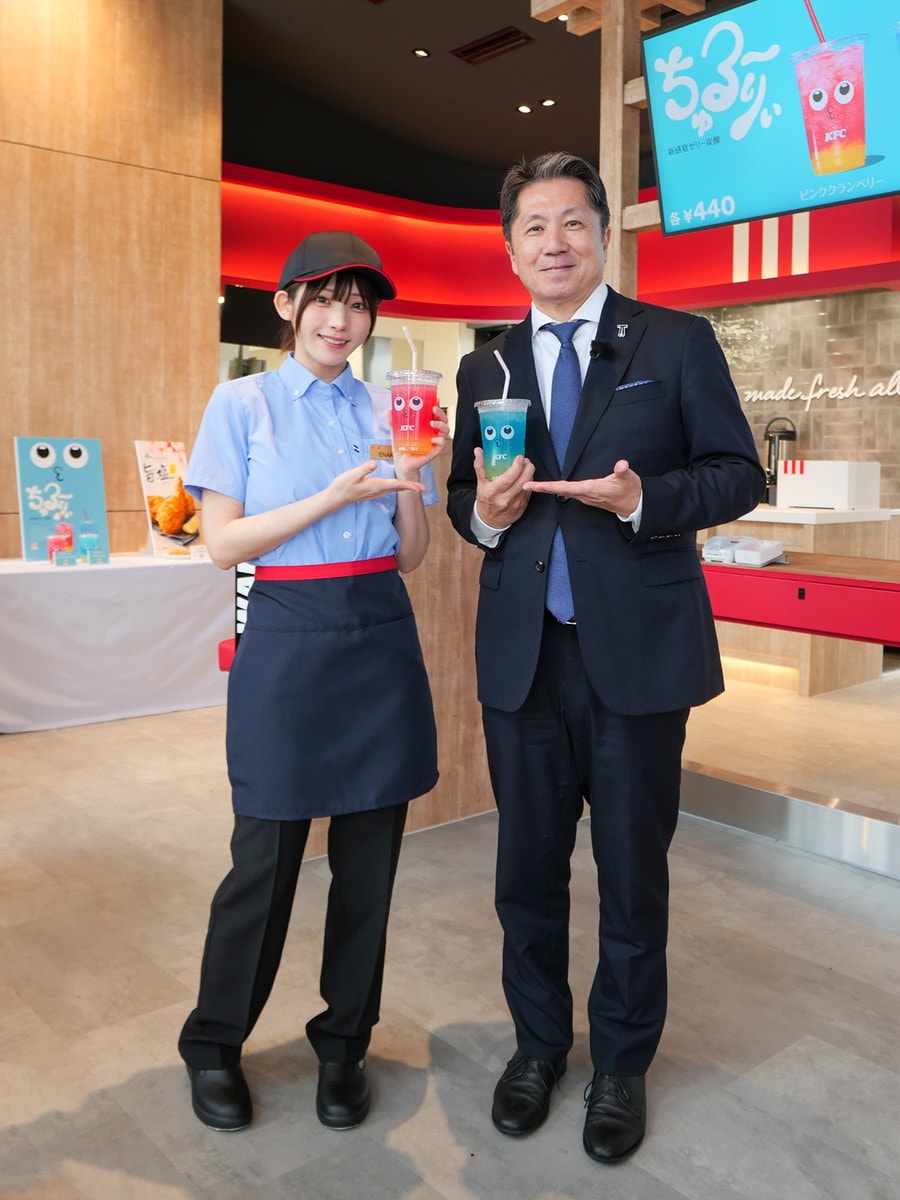 えなこさんと遠藤会長