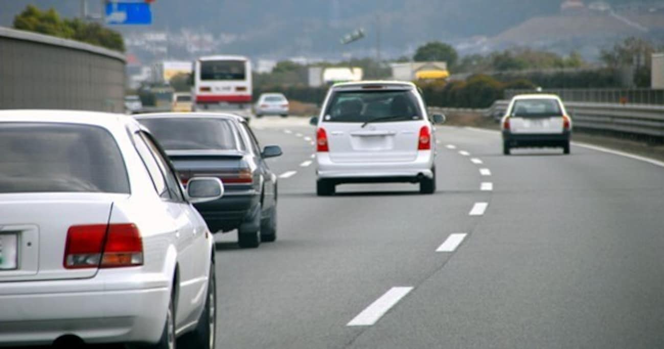 もし、高速道路であおられたらどうする？ あおりの被害者にならないため知っておきたい３つのこと