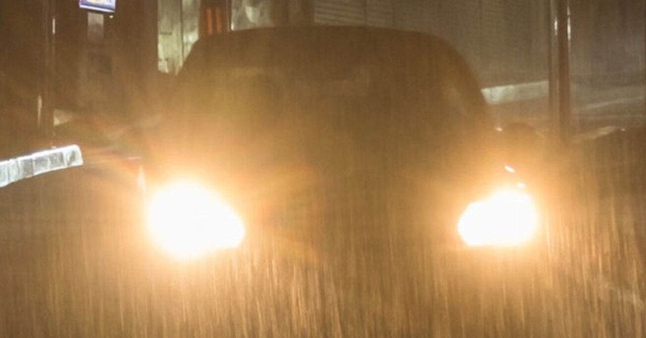 20分以上もハイビームのままの後続車に注意をしに行ったら… まさかの対応に賛否両論
