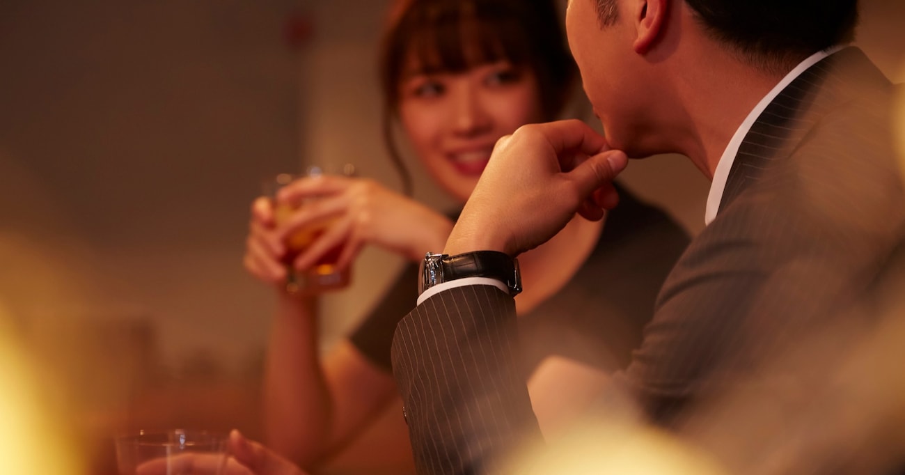 「まだ素敵な人に会ってないだけだよ」はアウト…女性をオトしたいなら「彼氏いるの？」から始まり"コレ"でしめてみろ！
