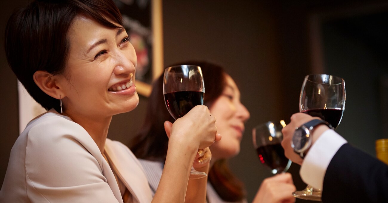 合コンで「経験人数」を女子から問われたとき、男子たるもの「○人」と答えるのがベストなのか？