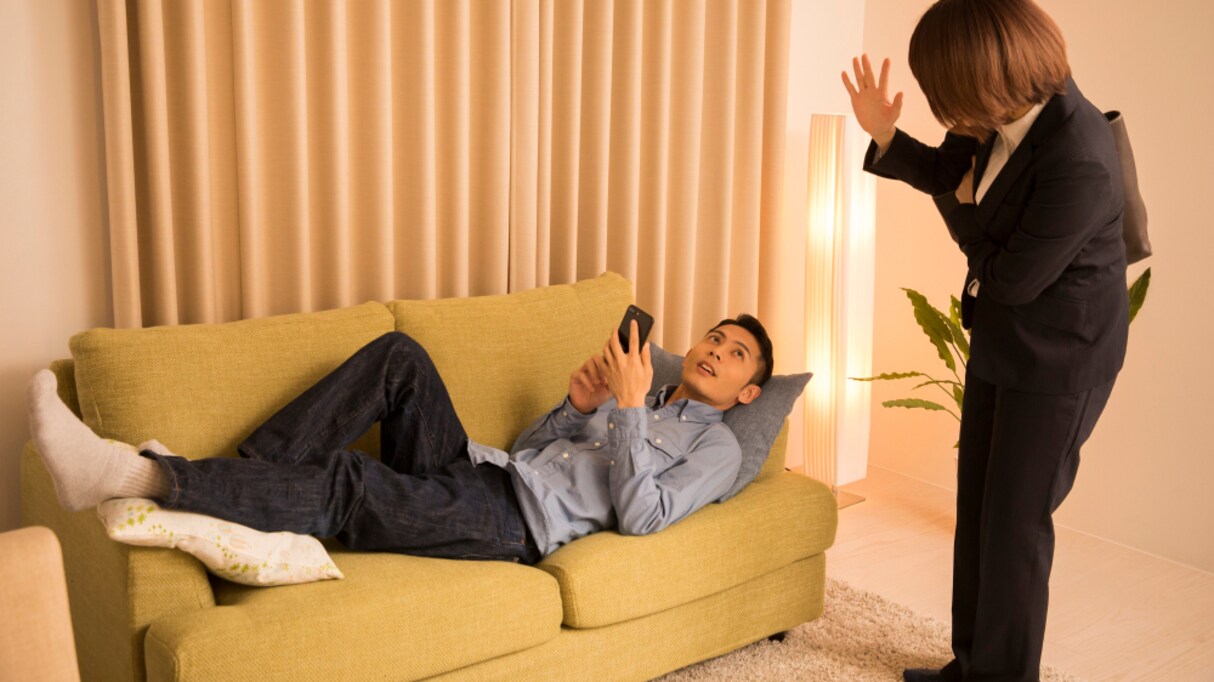 空腹で帰宅した妻に出した"食べ物"にツッコミ殺到！「意味がわかると怖い話かなｗ」「140文字完結のホラー」