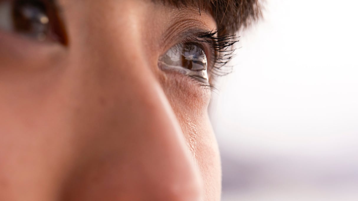 涙の理由は「悲しいから」だけではない…些細な事で涙が出てしまう人もいるという訴えに共感の声