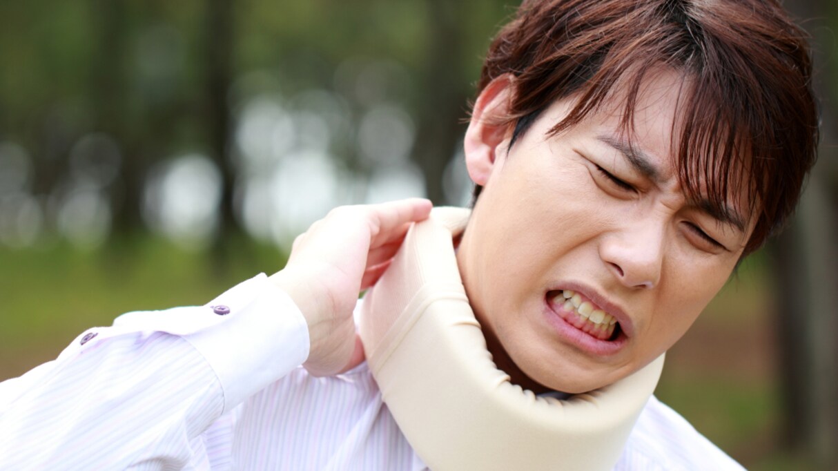 【注意喚起】「首ポキ」がもたらした悲劇…レントゲンを撮ったところその症状が恐ろしすぎた