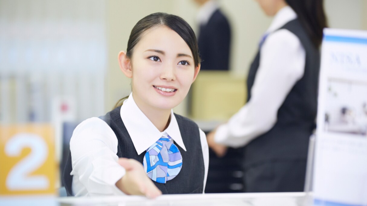 【神対応】「窓口で耳が聞こえないことを伝え、筆談をお願いしたら…」思わず感動する対応に称賛の声！