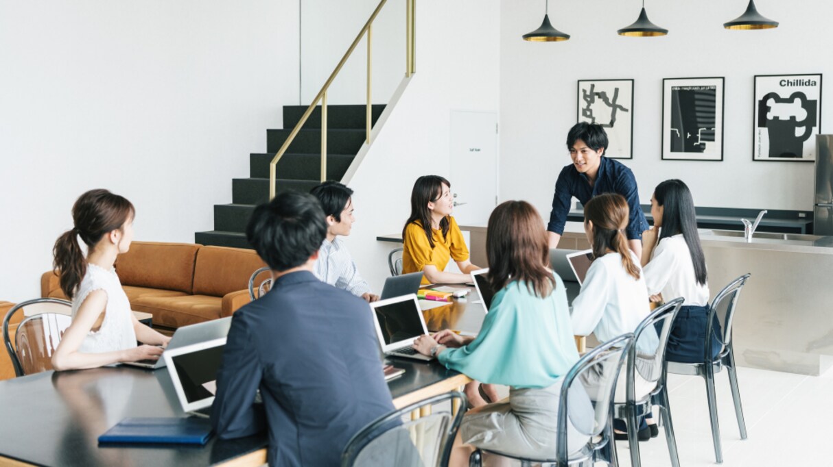 ワクチン接種済みの病院関係者 マスク無しミーティングに出た際の "開放感" の例えが秀逸すぎる