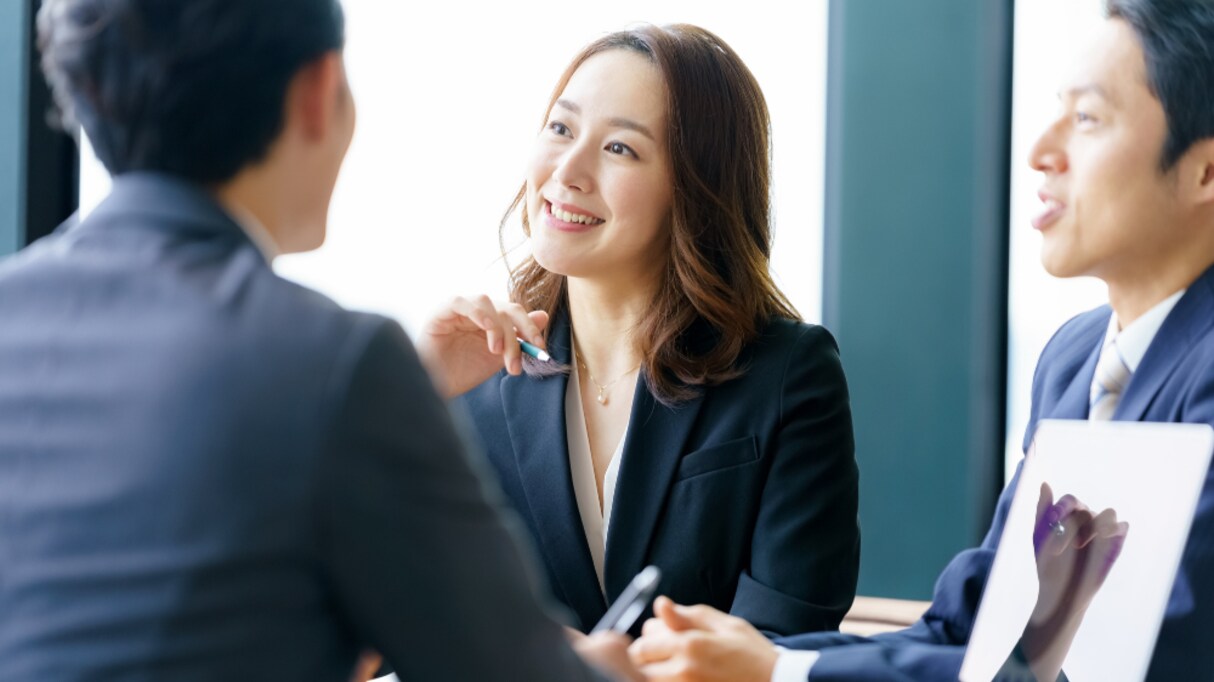 「コミュニケーション能力」は重要？いらない？就活時代と社会人10年目の今を比較した投稿に共感の声