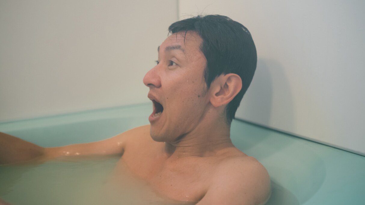 「もうドアは絶対閉めない」浴室に閉じ込められた投稿者 1時間半に及ぶ激闘の記録が恐ろしい