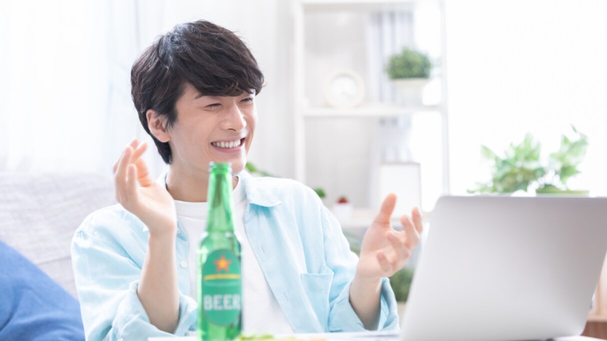 「黙ってたら普通なのに～」リモート飲み会で女子から一言…悲しすぎるツッコミに同情の声