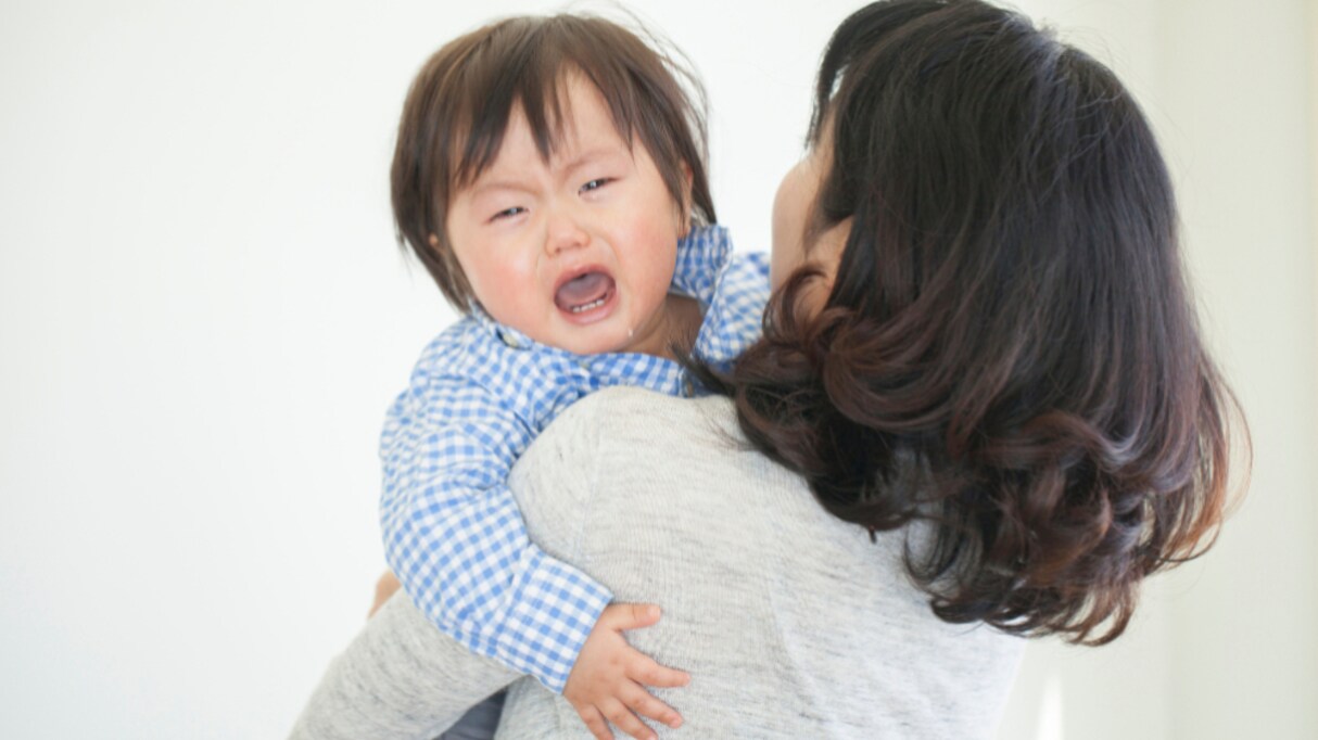【感動】子どもの泣き声で通報され、警察官から聞き取り調査…その際にかけられた言葉がステキすぎる