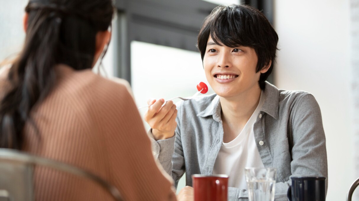 【男性必見】女性が語る「彼氏が女友達とご飯に行くこと」が嫌な理由に共感の嵐