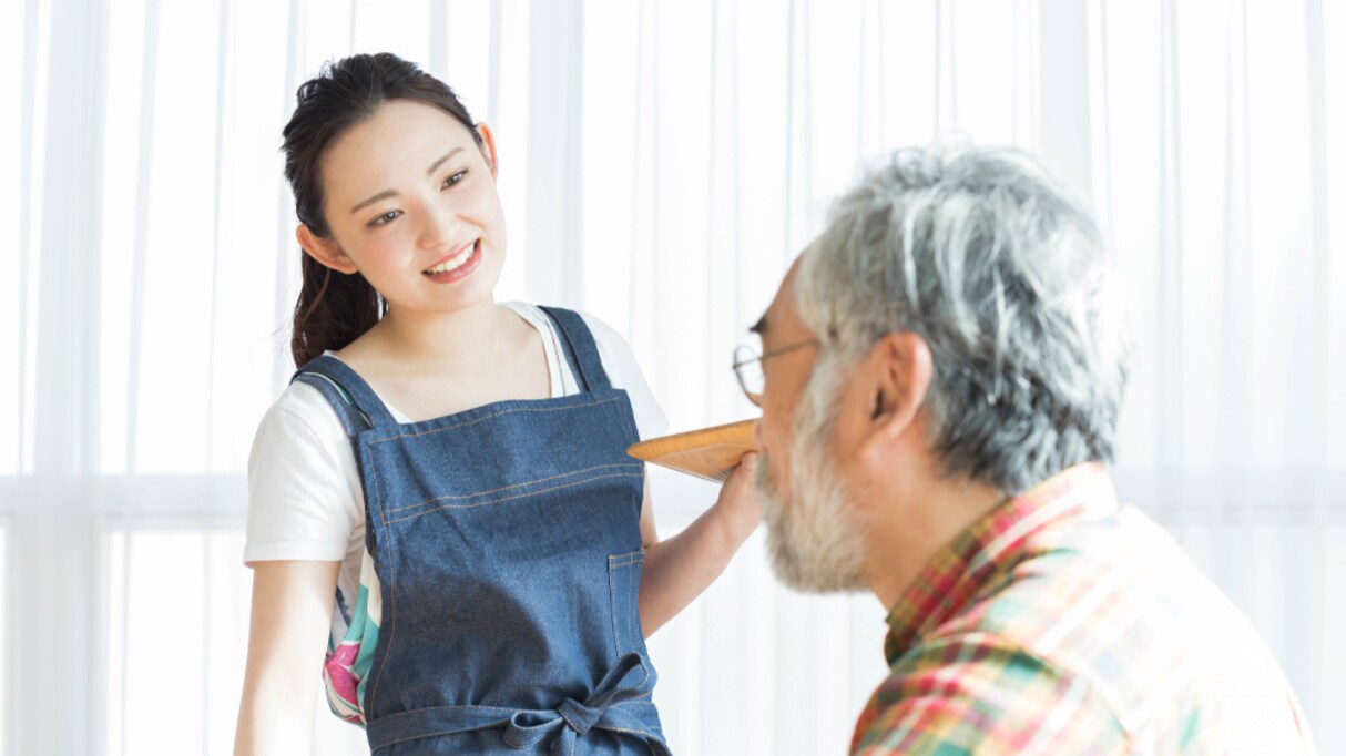 【唖然】「事故っても…」運転予定のある60代の夫婦にお酒の提供を断ったら…ありえない返答に開いた口が塞がらない
