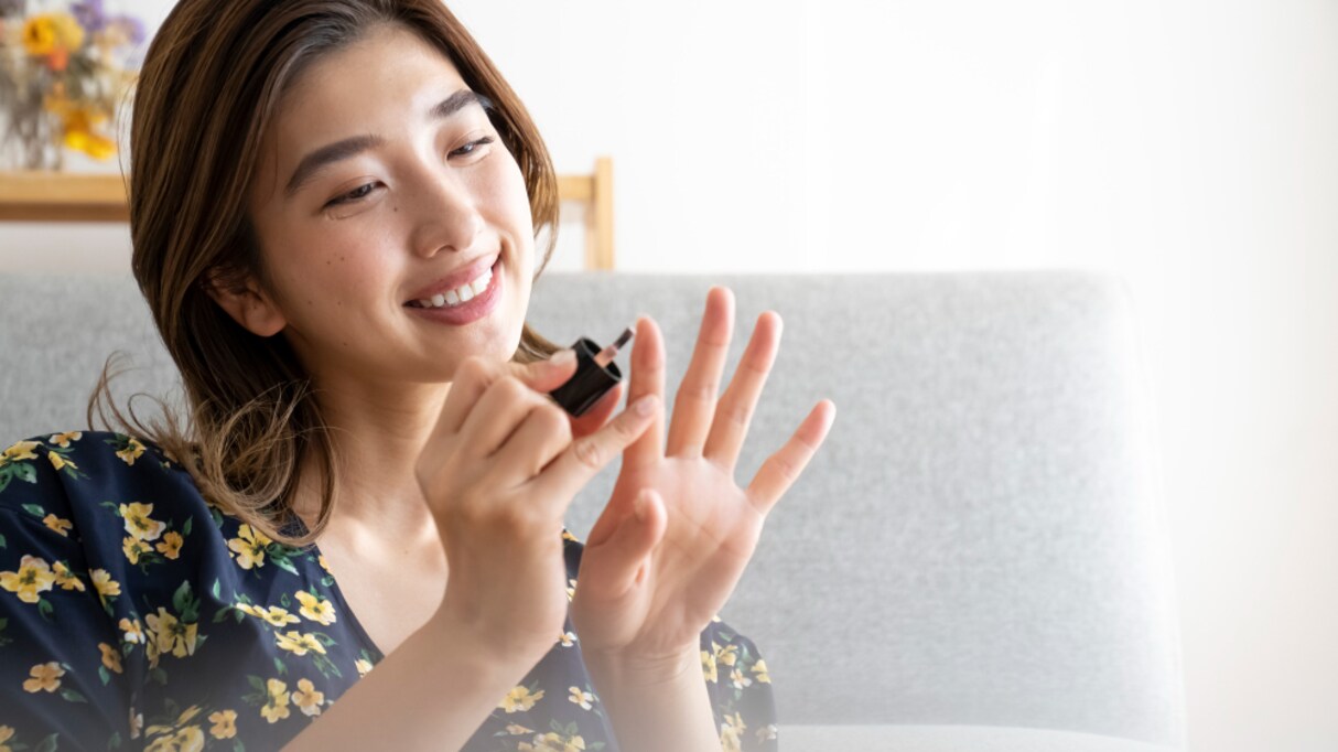 「出世する男は…」会社に派手なネイルをしていったときの班長、係長、部長の返答の違いが話題に