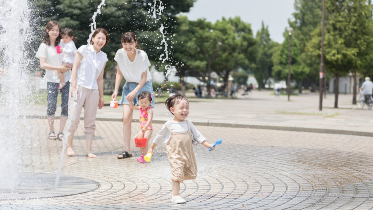 【注意】水遊びする子供が盗撮されている！？池袋の噴水公園での目撃情報が話題に