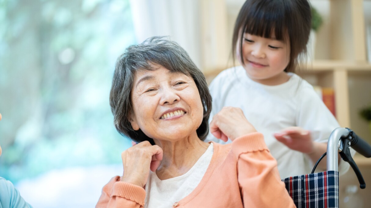 「早く死にたい」と言っていた半身不随のおばあちゃん…彼女を変えた "ある出来事" に感動