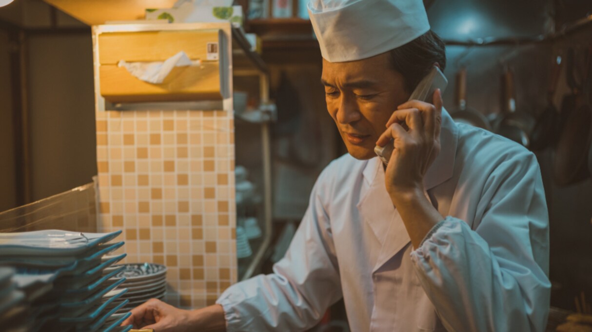 ある和菓子屋に、自衛隊を名乗る男性から地元隊員への差し入れ要請が…事業者は注意すべき体験談