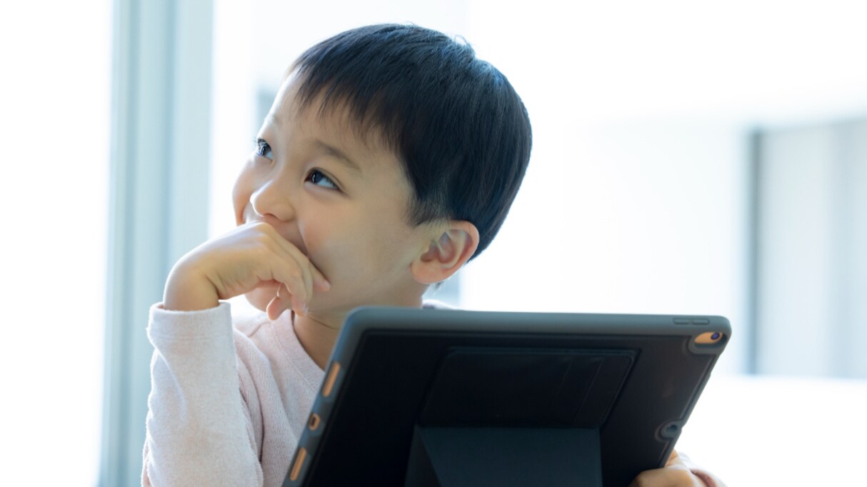 勉強＝ゲーム！？息子が「ゲームしてる」というので見てみると…その様子に時代の変化を感じる