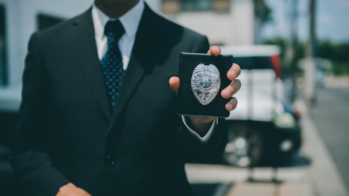 「家族情報を教えてください」突然訪問してきた警察に "詐欺か？" と怪しんでいると…