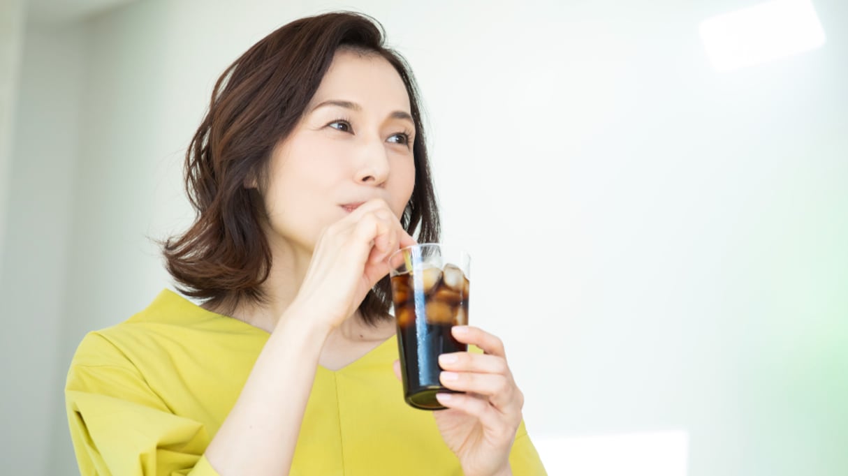 コーヒーミルクを入れると「ミルクはただの脂肪」とバカにしてくる父…母の反応が痛快すぎる！