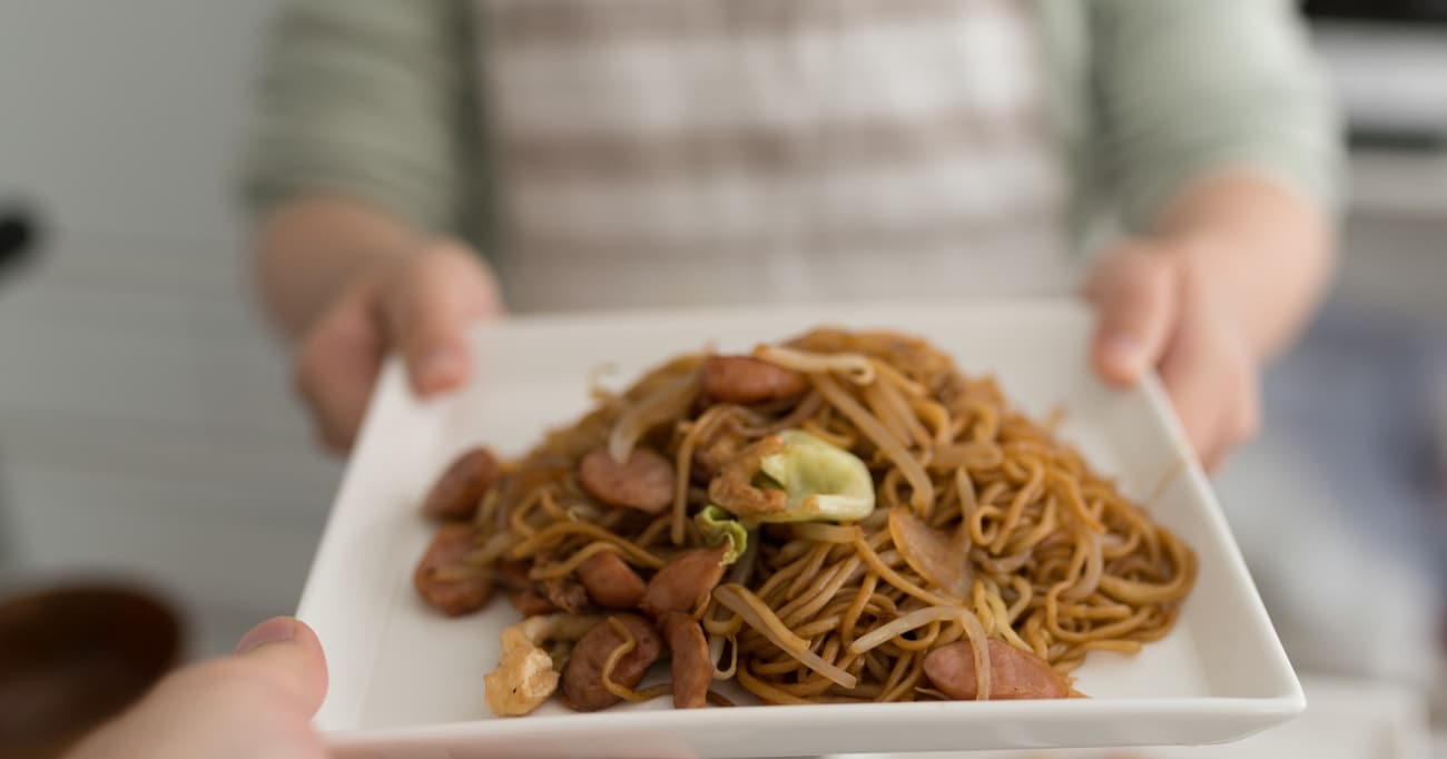 「妻がつくった夕飯が焼きそばだったから離婚した」という一般男性への意見は「いろんな家庭があるんだなぁ…」だけで“おしまい”じゃダメなのか？