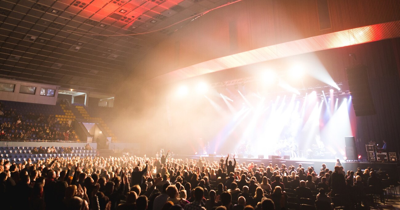 配信の方が遠征費やチケット代はかからないが…現地参戦派が語る生ライブの "魅力" に共感の声