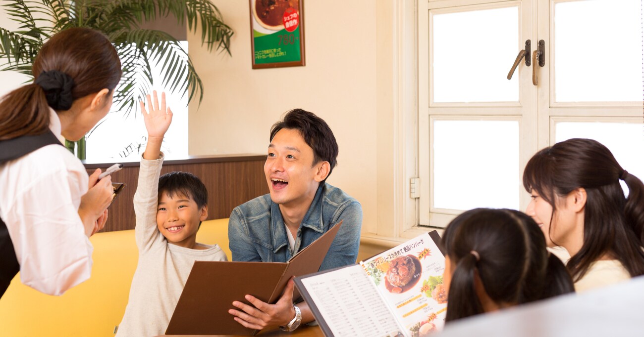 機転の利いた返しがかわいい！「何かアレルギーはありますか？」と店員が聞くと、すかさず小学生の男の子が…