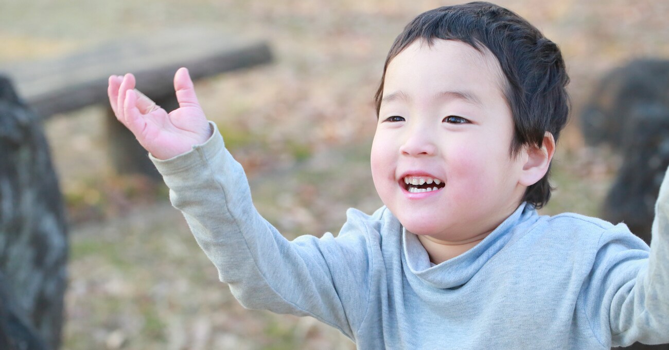 『クレヨンしんちゃん』は手のかかる子どもではない！？子育てをして気付いたことに共感の声