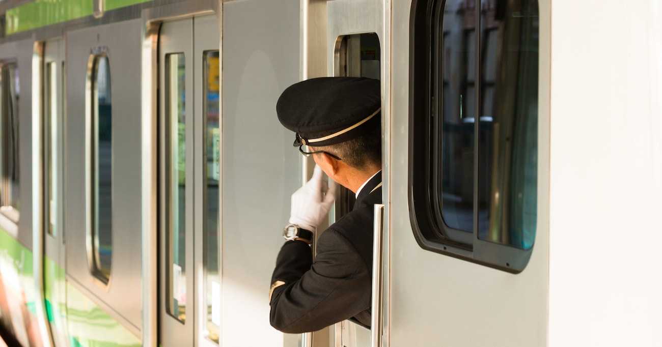 「私ごとですが…」電車内で聞いた、車掌さんからの臨時アナウンス　その内容と終着後の展開にジーンとくる