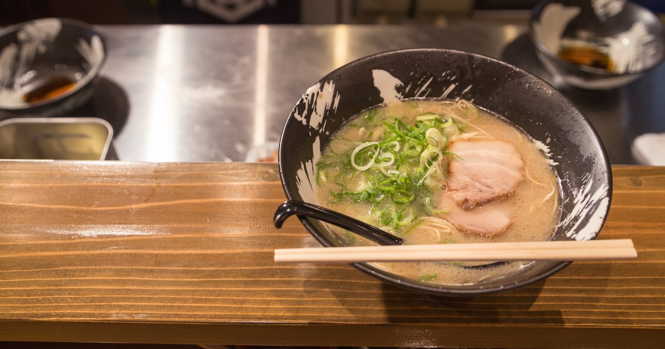 ラーメンを注文した後に具材を追加したら「追加料金がかかる」ことは誰でもわかるはずなのに、システム開発に置き換えると…？