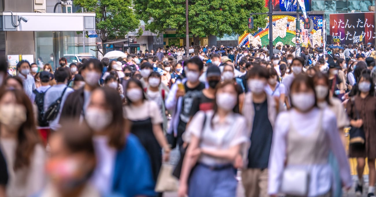 日本では「マスクを外す時期」は二度とこないかもしれない！？ 日本人が "マスク好き" だという記事について