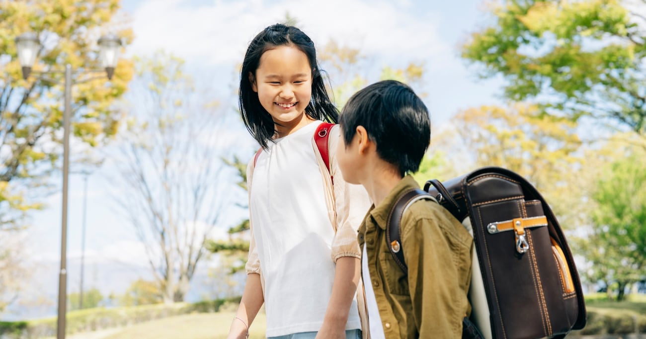 【ほっこり】小学生の頃、学年で一番背が高いことをイジられ下を向いていた　しかし、ある日クラスの男の子が…？