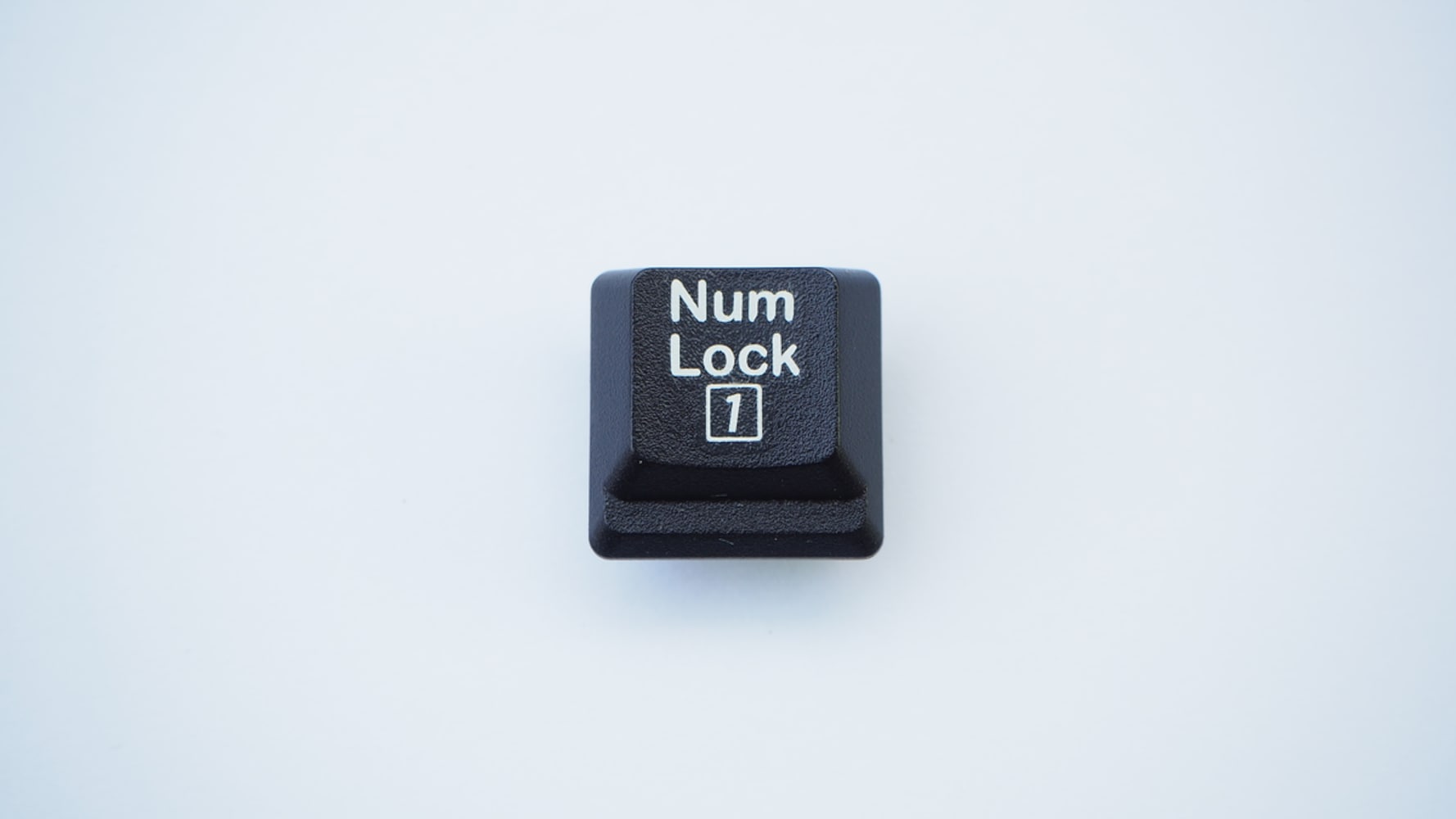 連動性|キーボードに影響を及ぼさないNumLockキー非連動