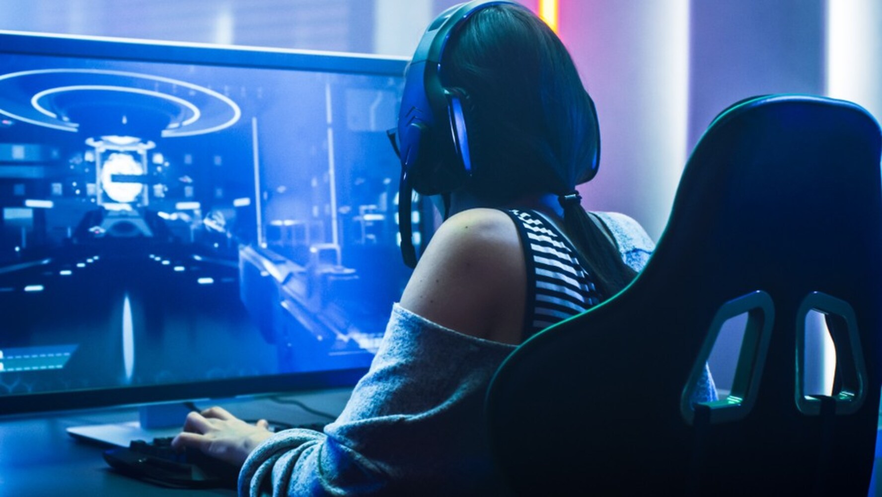 解像度|ゲームや映像には「4K」、仕事用は「フルHD」がおすすめ