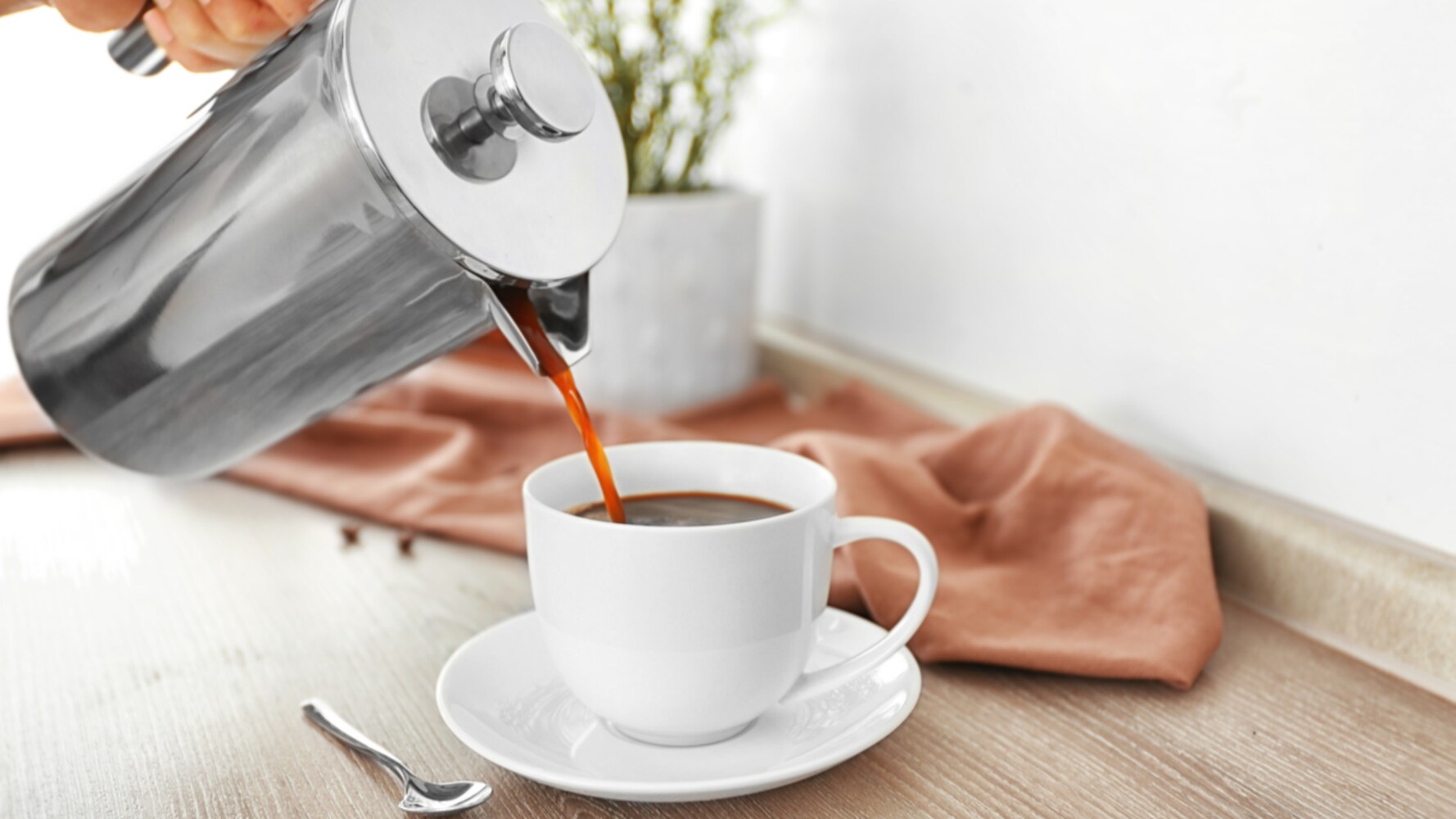 パーコレーターでコーヒーをより美味しく淹れるコツは?