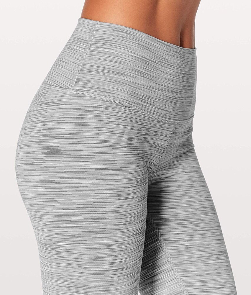Lululemon(ルルレモン)|美シルエットで上質