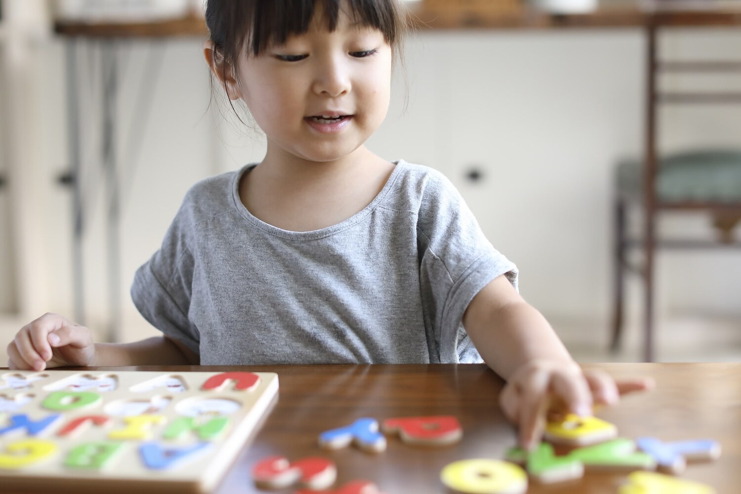 2歳用|考えて遊べるおもちゃがぴったり